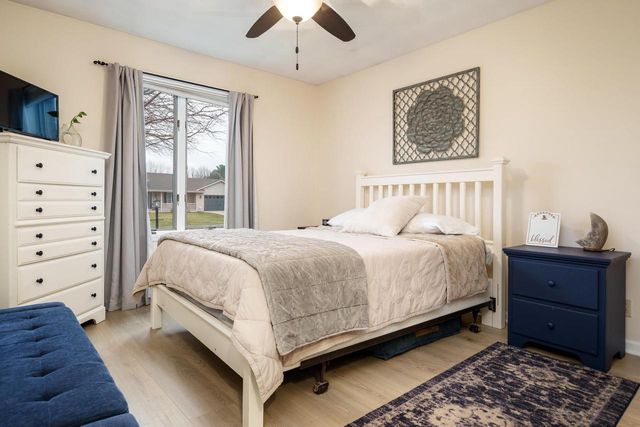 952 Bedford Drive, Janesville, WI 53546