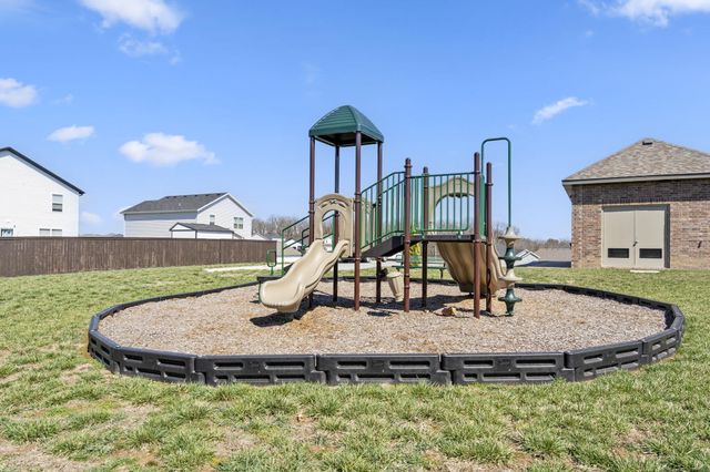 202 North Cheyenne Valley Road, Nixa, MO 65714