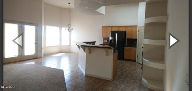 6700 CABANA DEL SOL Drive, El Paso, TX 79911