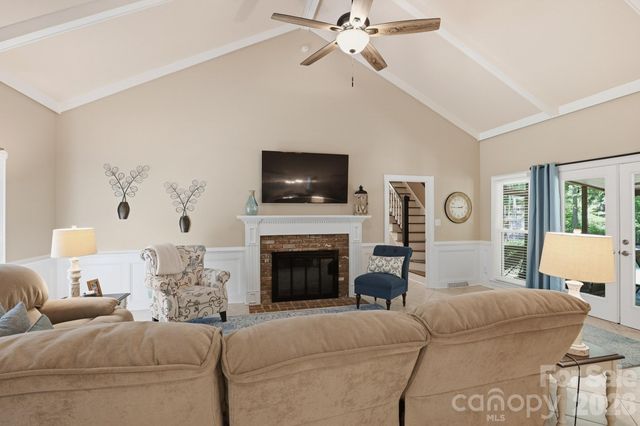 918 Hanover Drive NW, Concord, NC 28027