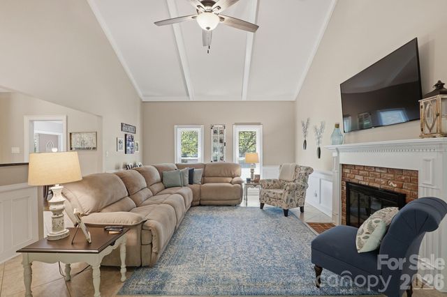 918 Hanover Drive NW, Concord, NC 28027