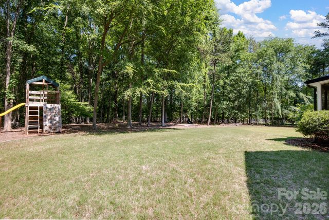 918 Hanover Drive NW, Concord, NC 28027