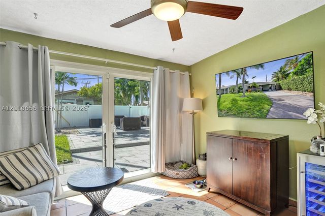 30 NE 48th Ct, Oakland Park, FL 33334