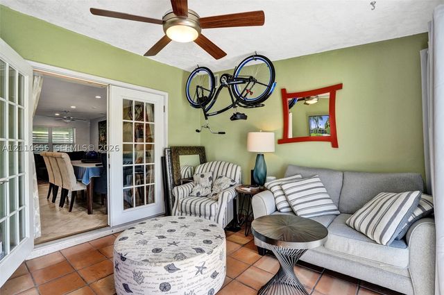 30 NE 48th Ct, Oakland Park, FL 33334