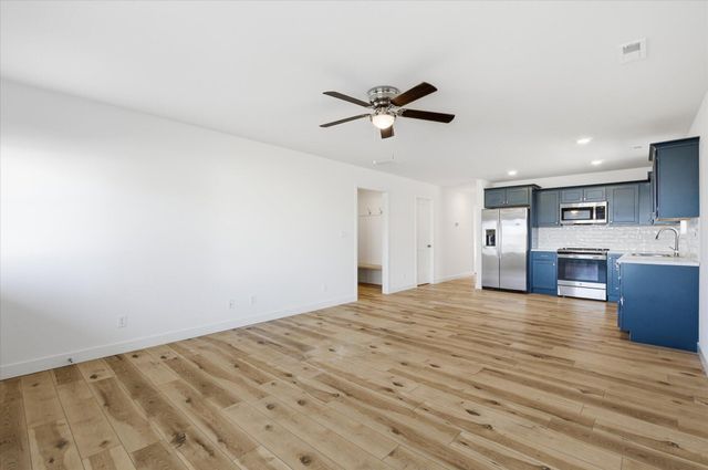 2609 FRAZIER LP, Columbia, MO 65202