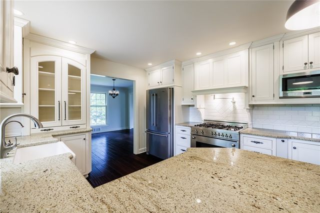 36 Locke Drive, Pittsford, NY 14534
