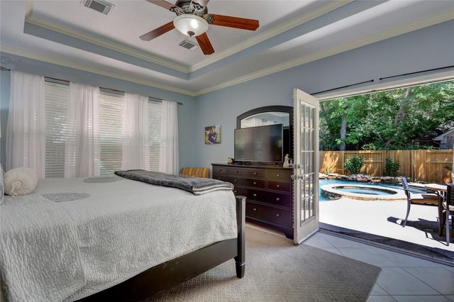 19 S Linton Ridge Circle, The Woodlands, TX 77382