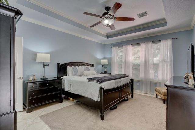 19 S Linton Ridge Circle, The Woodlands, TX 77382