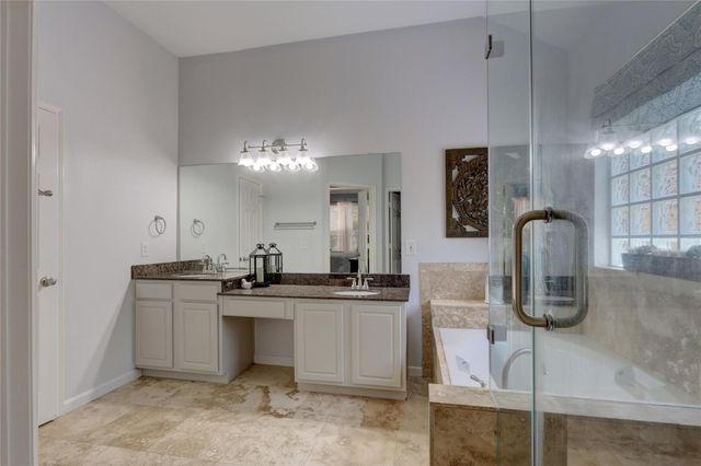 19 S Linton Ridge Circle, The Woodlands, TX 77382