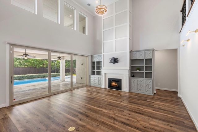 11 Floral Vista Drive, Tomball, TX 77375