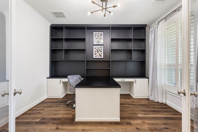 11 Floral Vista Drive, Tomball, TX 77375