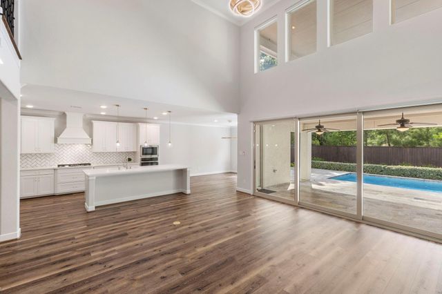 11 Floral Vista Drive, Tomball, TX 77375