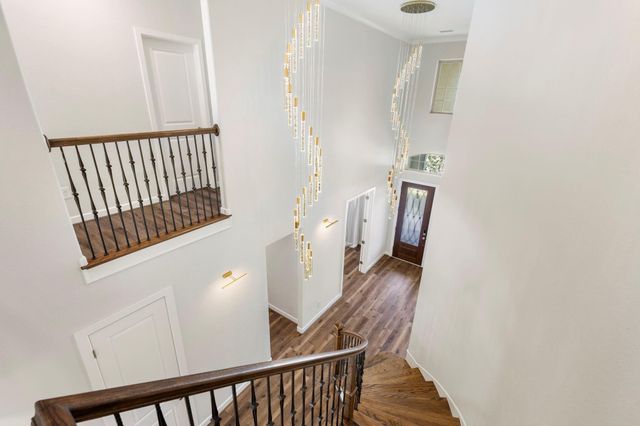 11 Floral Vista Drive, Tomball, TX 77375