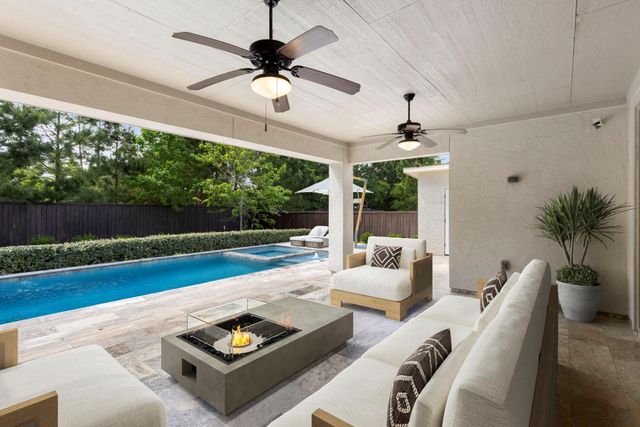 11 Floral Vista Drive, Tomball, TX 77375