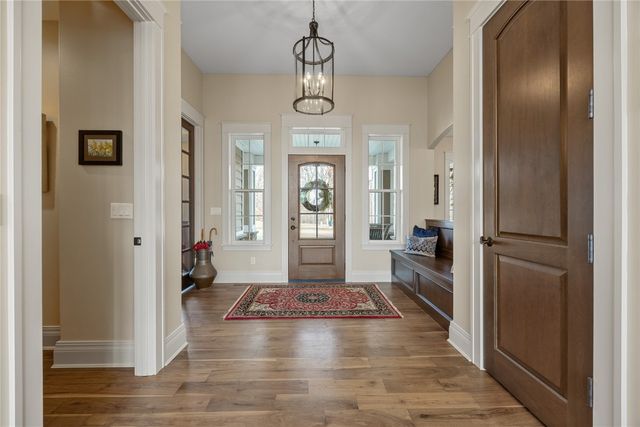 4801 Keystone Ridge SE, Cedar Rapids, IA 52403