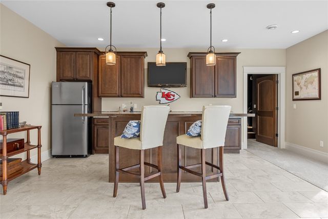 4801 Keystone Ridge SE, Cedar Rapids, IA 52403