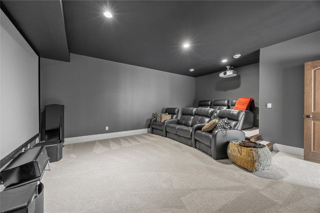 4801 Keystone Ridge SE, Cedar Rapids, IA 52403