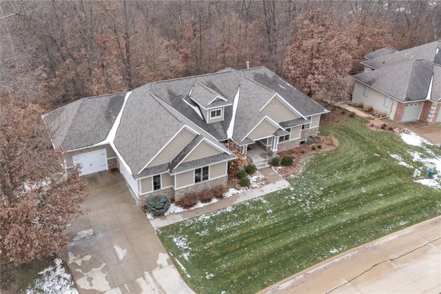 4801 Keystone Ridge SE, Cedar Rapids, IA 52403