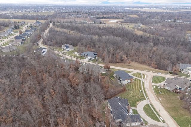 4801 Keystone Ridge SE, Cedar Rapids, IA 52403