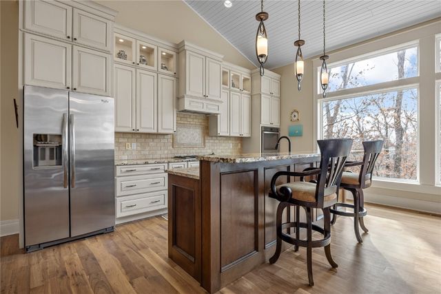 4801 Keystone Ridge SE, Cedar Rapids, IA 52403