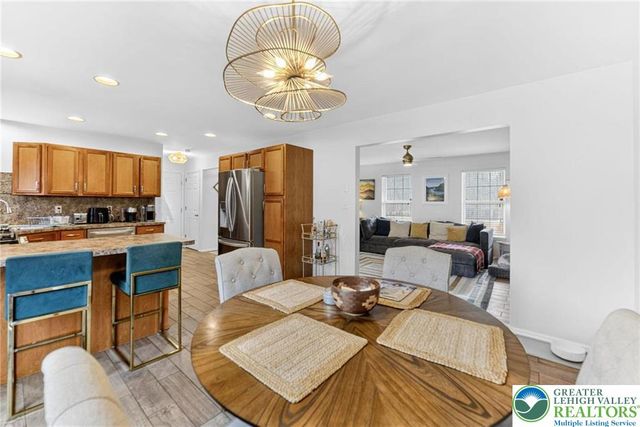 2711 Oak View Lane, Coolbaugh Twp, PA 18466