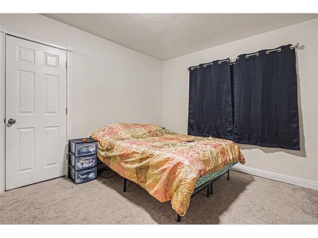 873 Troy St, Aurora, CO 80011
