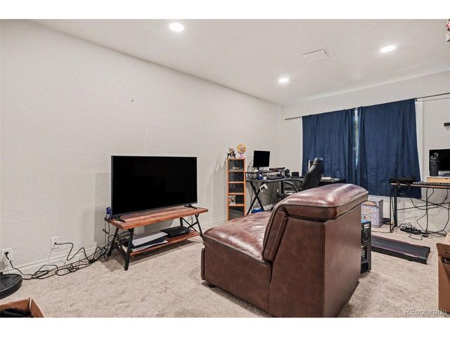 873 Troy St, Aurora, CO 80011
