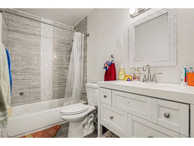 873 Troy St, Aurora, CO 80011
