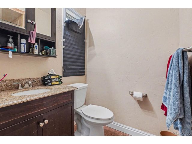 873 Troy St, Aurora, CO 80011
