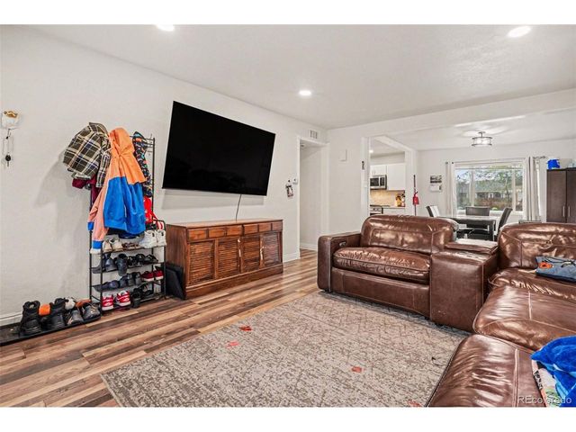 873 Troy St, Aurora, CO 80011