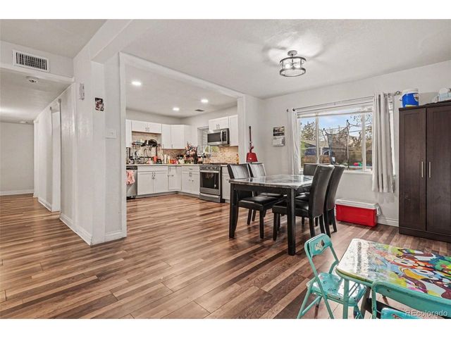 873 Troy St, Aurora, CO 80011