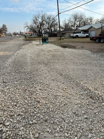 1750 N Graham Street, Stephenville, TX 76401