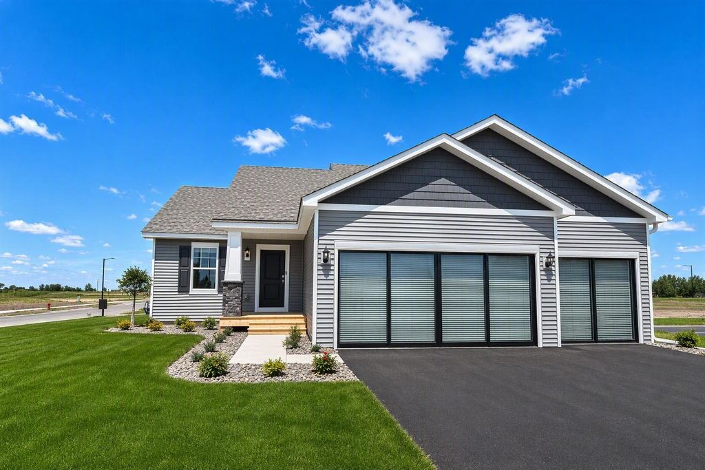 7300 Imperial Way, Elko New Market, MN 55020 — exterior