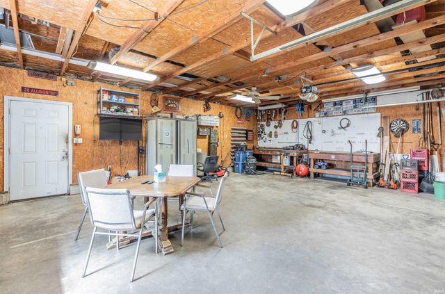 1662 E Koch Avenue, Evansville, IN 47714