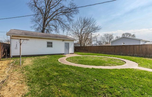 1662 E Koch Avenue, Evansville, IN 47714