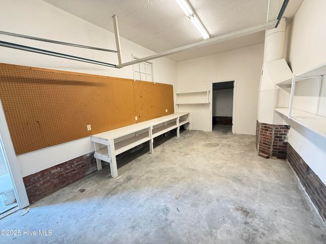 120 Ridgecrest Drive, Mount Olive, NC 28365