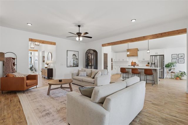 801 Mount Irving Way, Norman, OK 73071