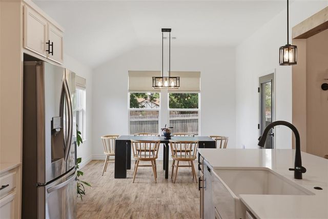 801 Mount Irving Way, Norman, OK 73071