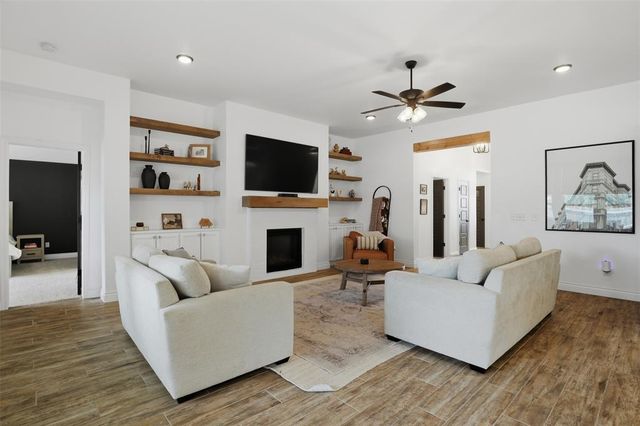 801 Mount Irving Way, Norman, OK 73071
