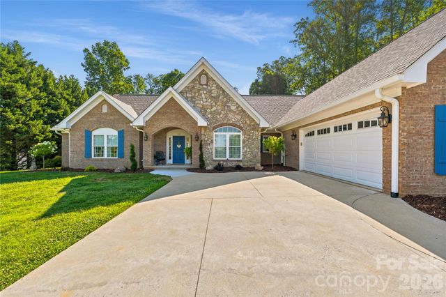 115 Country Club Drive, Morganton, NC 28655