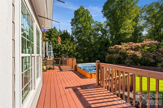 115 Country Club Drive, Morganton, NC 28655