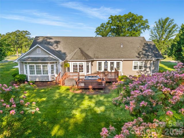 115 Country Club Drive, Morganton, NC 28655