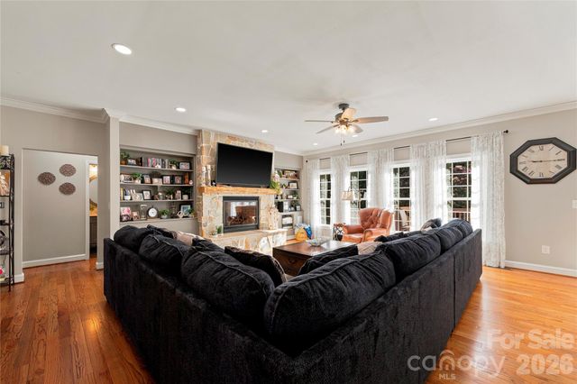 115 Country Club Drive, Morganton, NC 28655