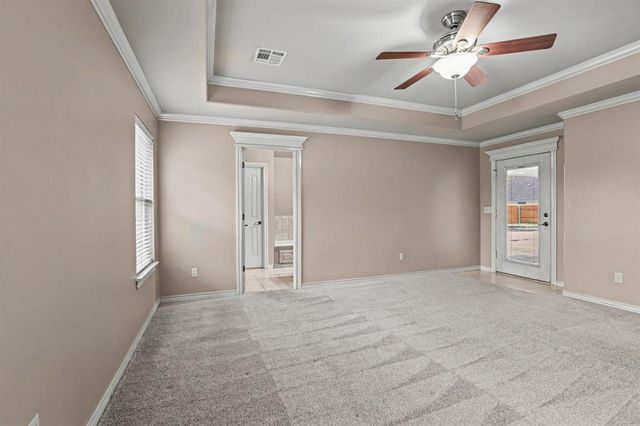 400 S Chardon Drive, Mustang, OK 73064