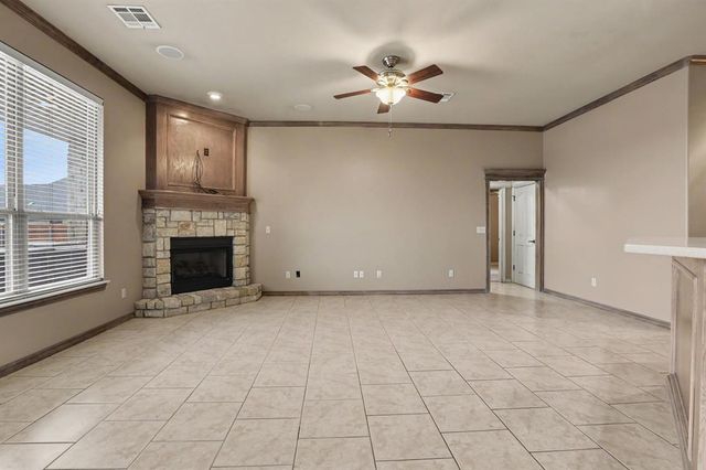 400 S Chardon Drive, Mustang, OK 73064