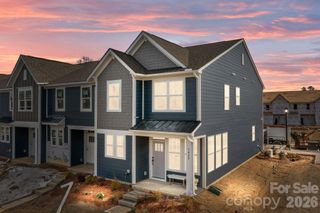 9020 Gulledge Court, Charlotte, NC 28262