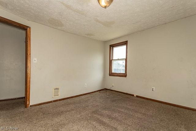 980 Evangeline Road, Cleveland, OH 44110