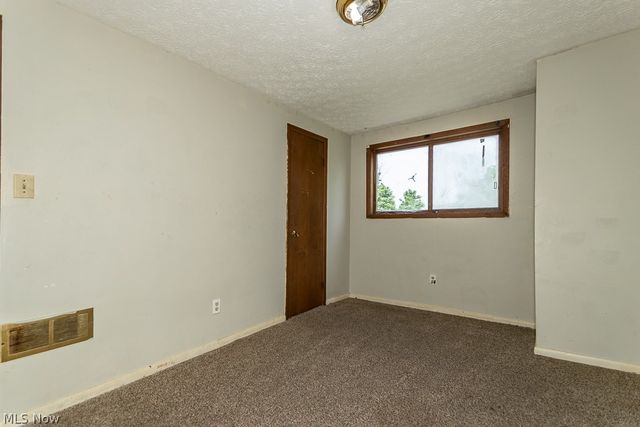 980 Evangeline Road, Cleveland, OH 44110