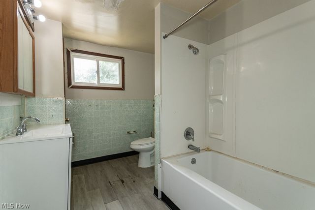 980 Evangeline Road, Cleveland, OH 44110