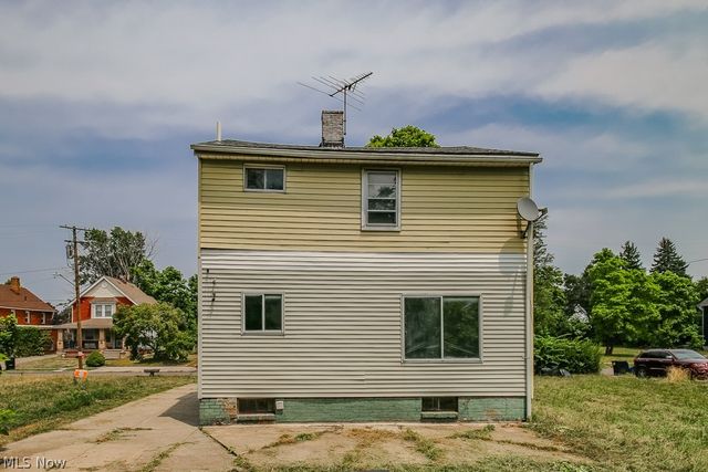 980 Evangeline Road, Cleveland, OH 44110